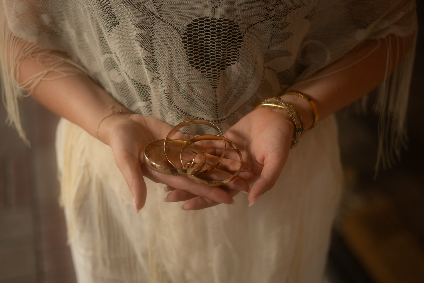 Intertwined Bangle Set